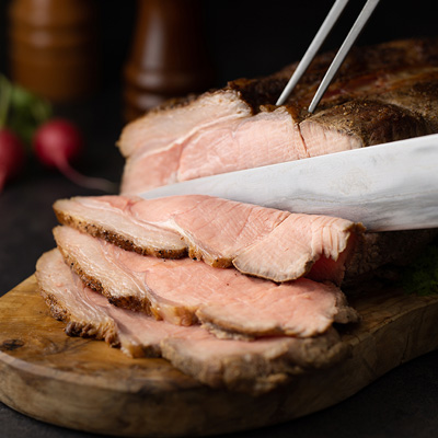 ライブキッチンではローストビーフをご提供